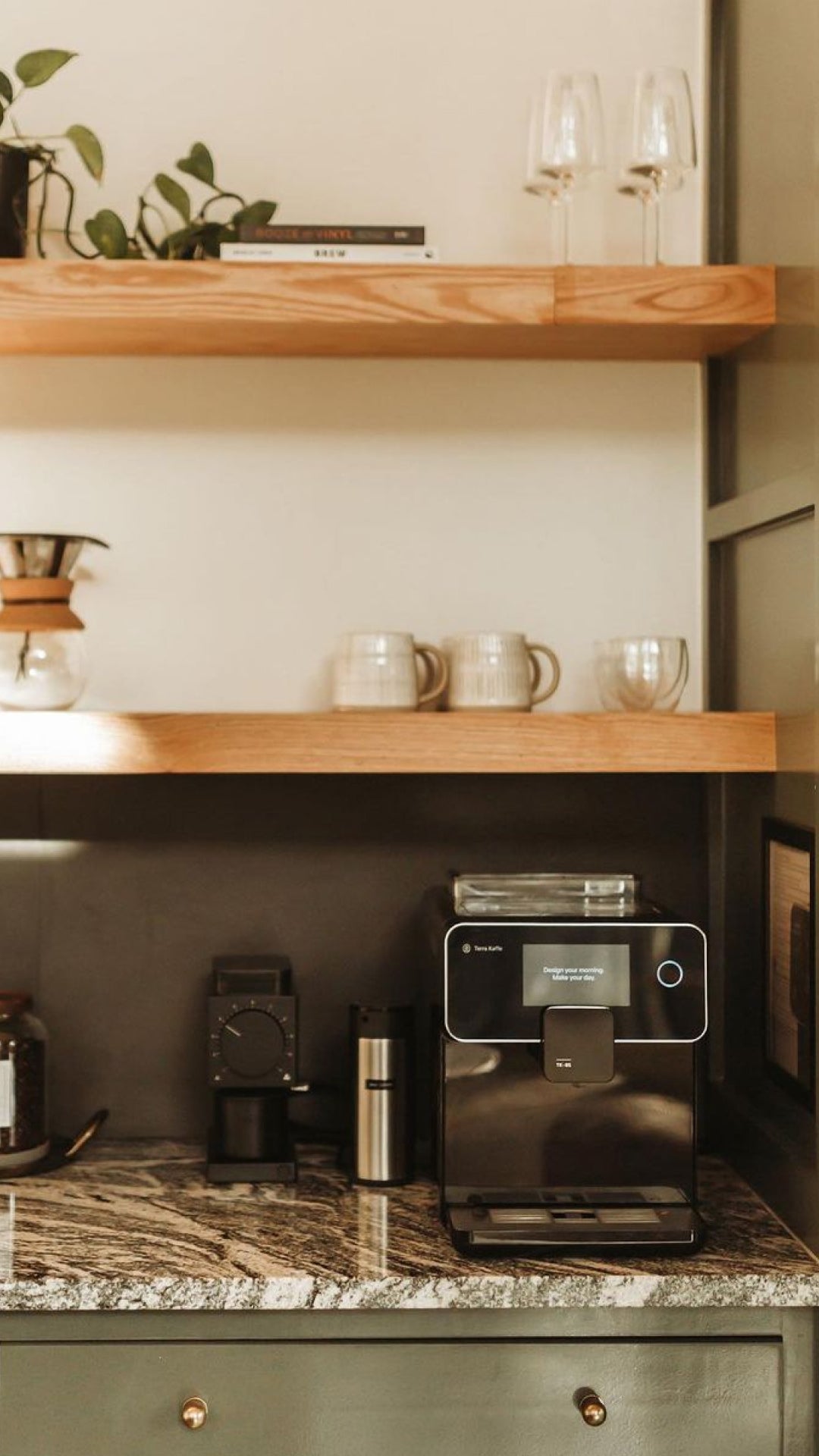  Terra Kaffe | Black TK-01 in a customer's kitchen